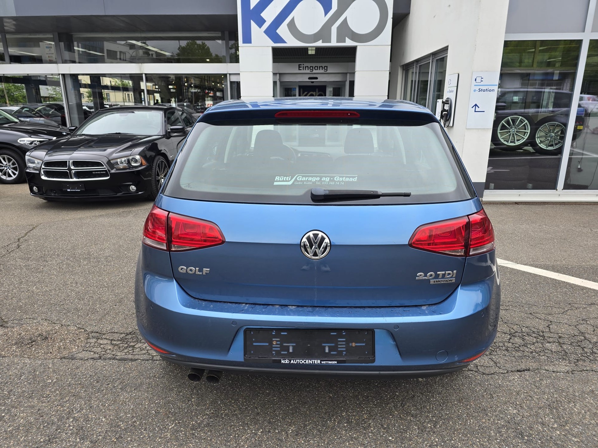 VW Golf 2.0 TDI Highline 4Motion-showroom-element-3