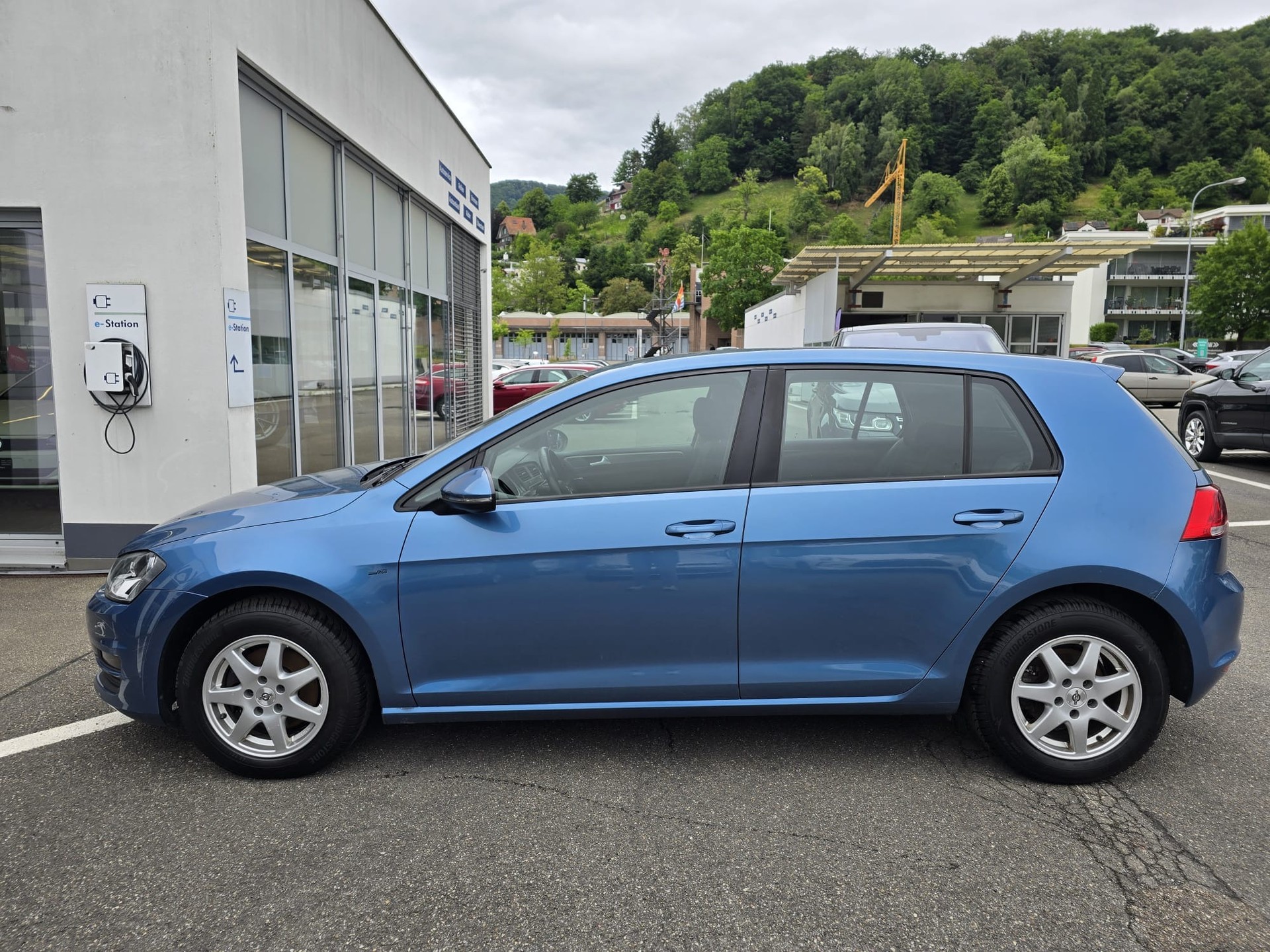 VW Golf 2.0 TDI Highline 4Motion-image-6