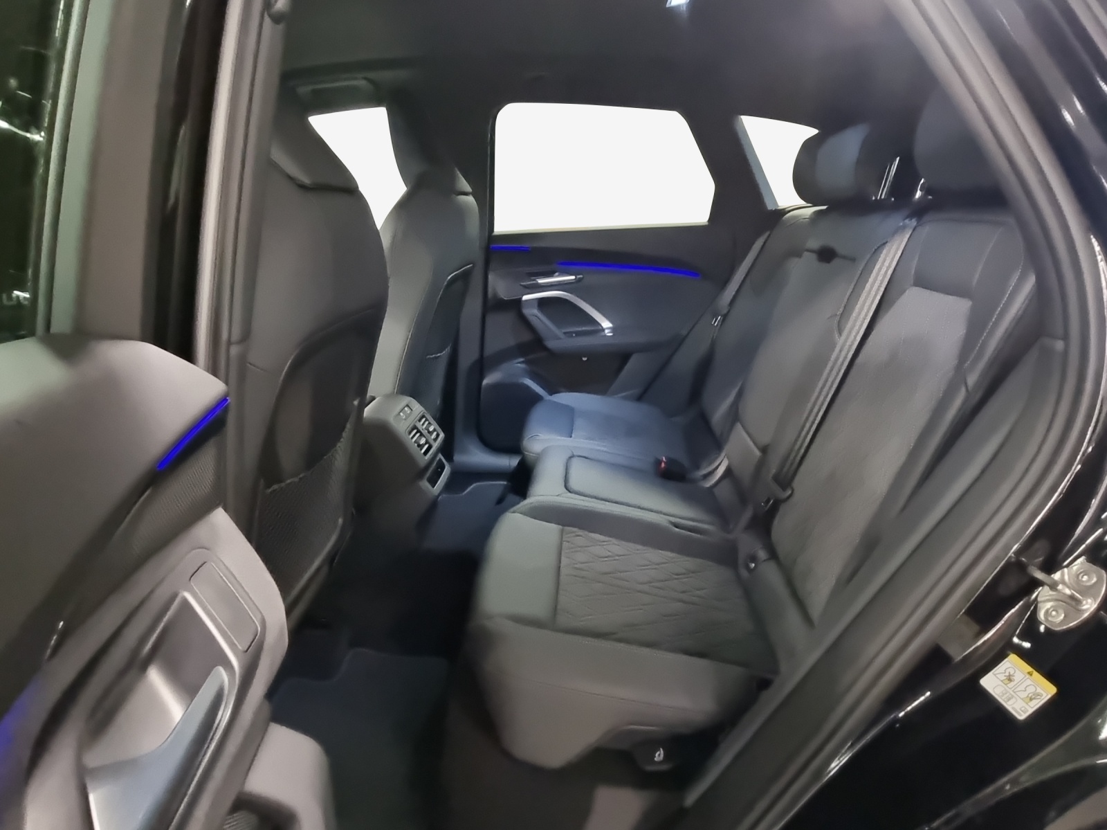 AUDI Q5 TFSI quatto 150 kW S-tronic-image-11