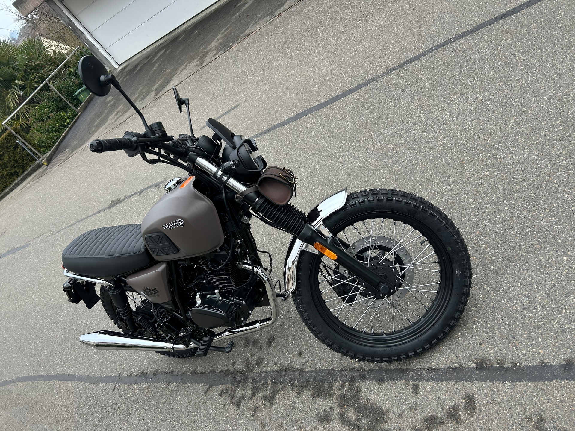 BRIXTON Cromwell 125 CBS-image-3