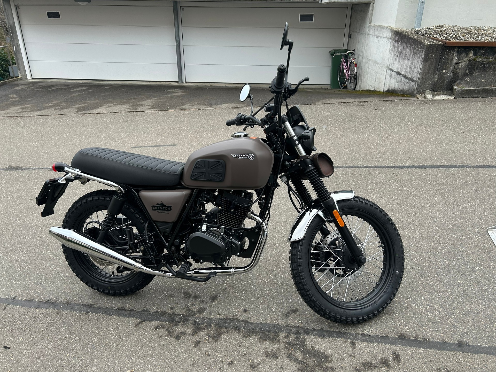 BRIXTON Cromwell 125 CBS-image-0