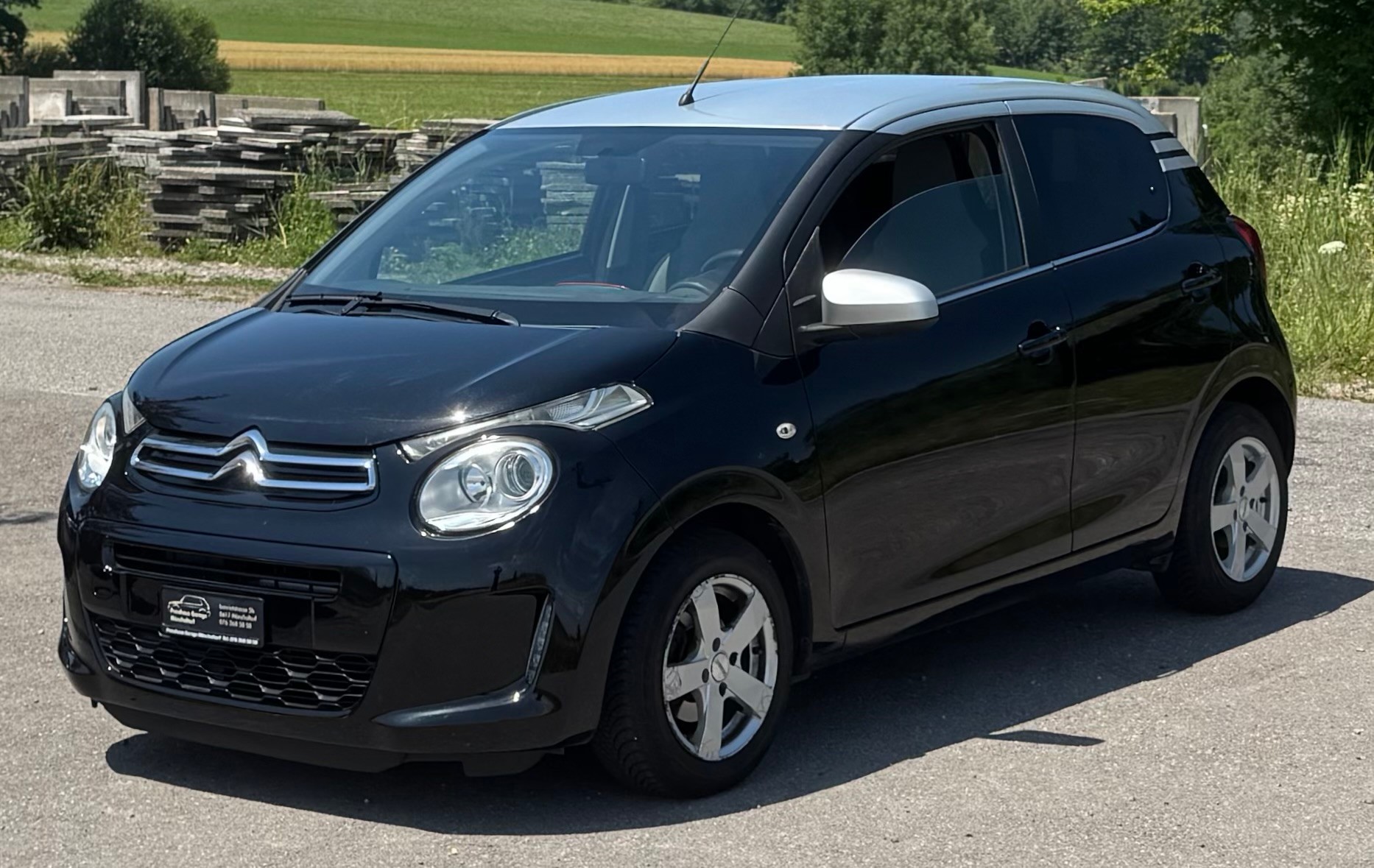 CITROEN C1 1.0 VTi ETG5 Shine Edition-showroom-element-1
