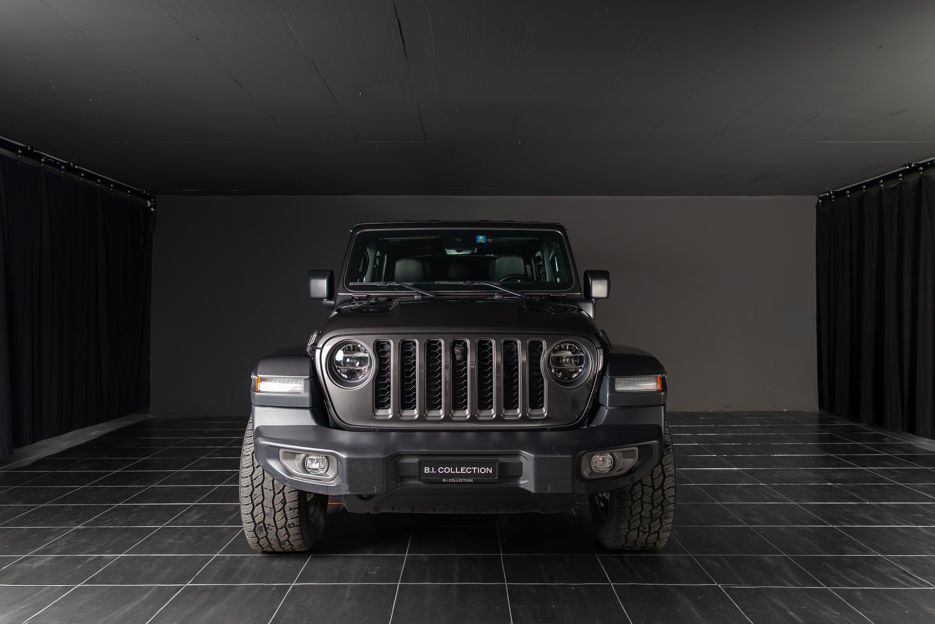 JEEP Wrangler 2.0 PHEV Unlimited 80th Anniversary Automatic-image-5