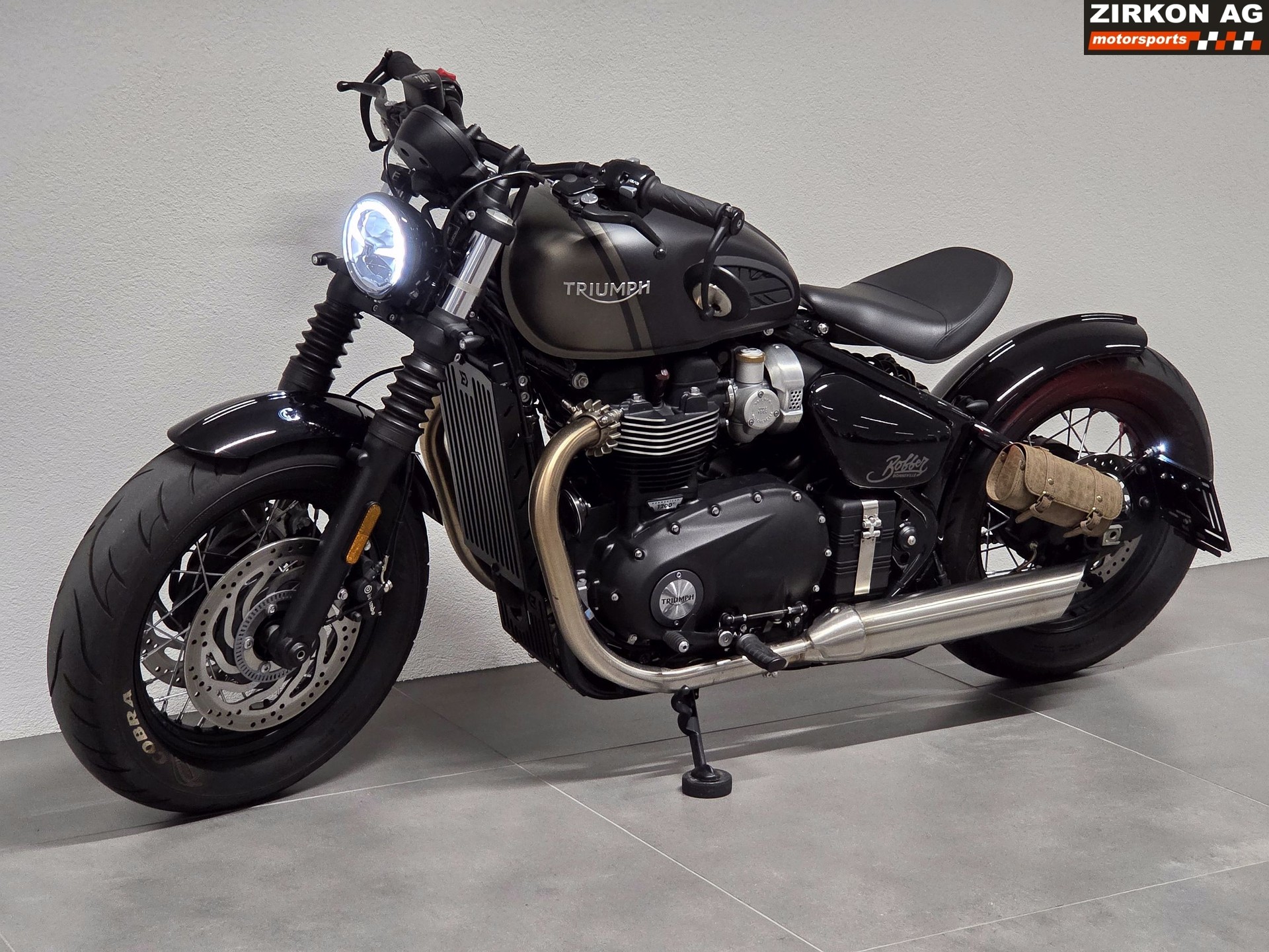 TRIUMPH Bonneville 1200 Bobber Custom (35kW)-image-6