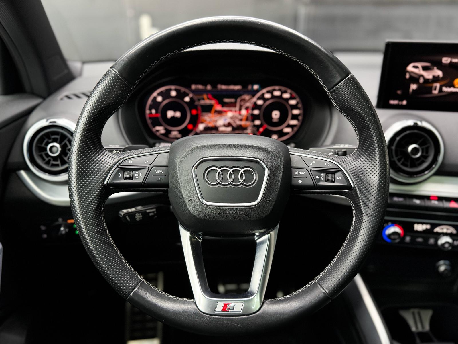 AUDI Q2 35 TDI S line quattro S-tronic-image-9