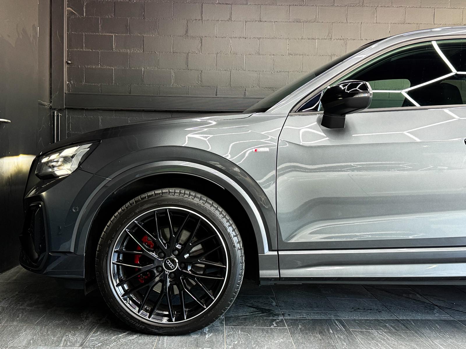AUDI Q2 35 TDI S line quattro S-tronic-image-4