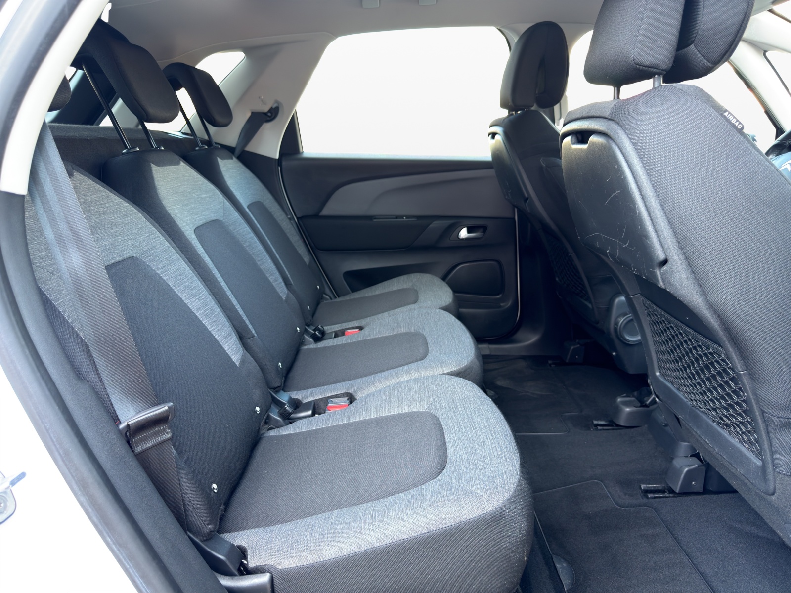 CITROEN C4 Picasso 1.6 BlueHDi Feel EAT6-image-18