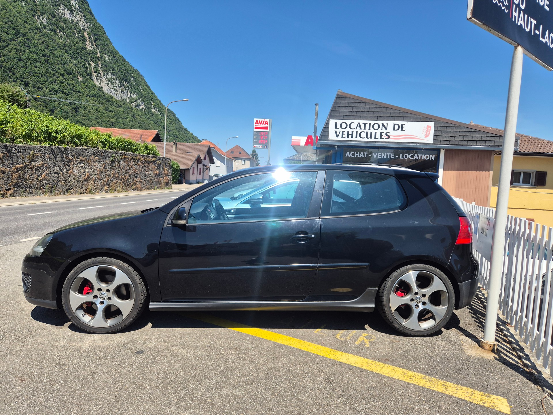 VW Golf 2.0 GTI DSG-image-2