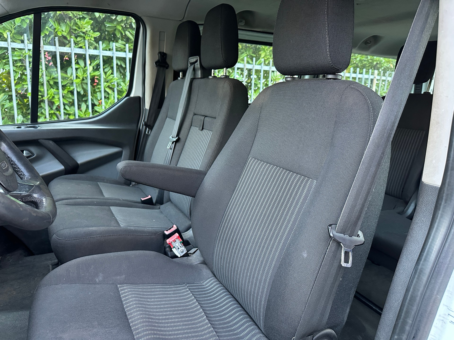 FORD Transit Custom 310 L1H1 Ambiente-image-8