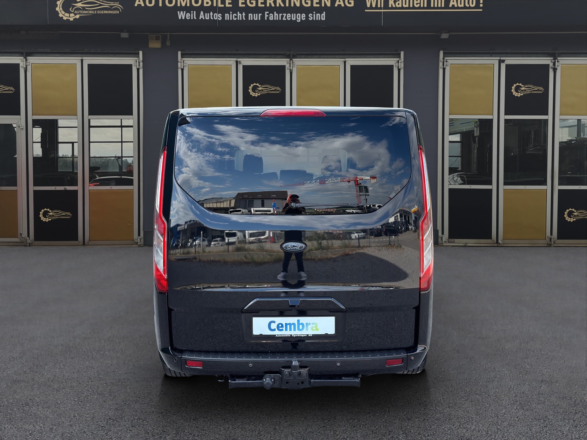 FORD Tourneo Custom 320 L2H1 Titanium X A-image-5