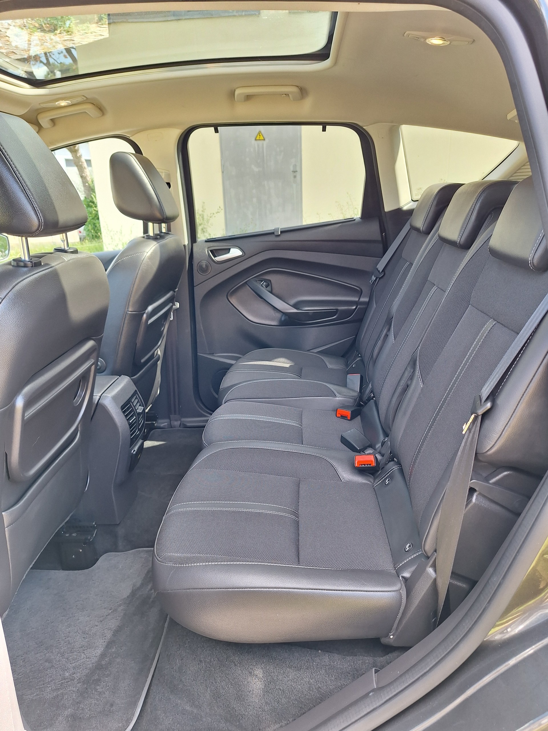FORD C-Max 1.5 SCTi Titanium X Automat-image-7