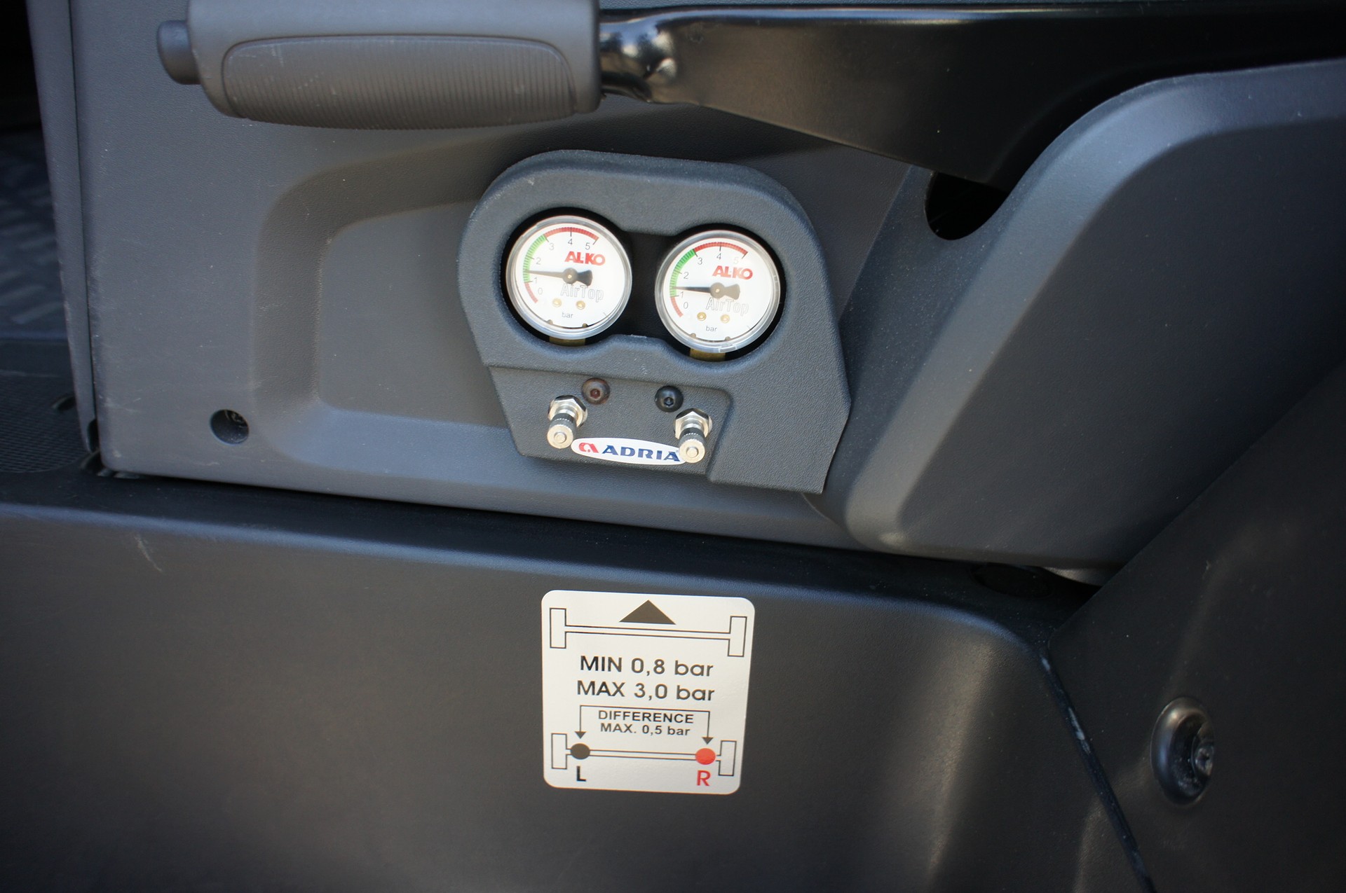 ADRIA Coral Supreme 670 DL-image-4