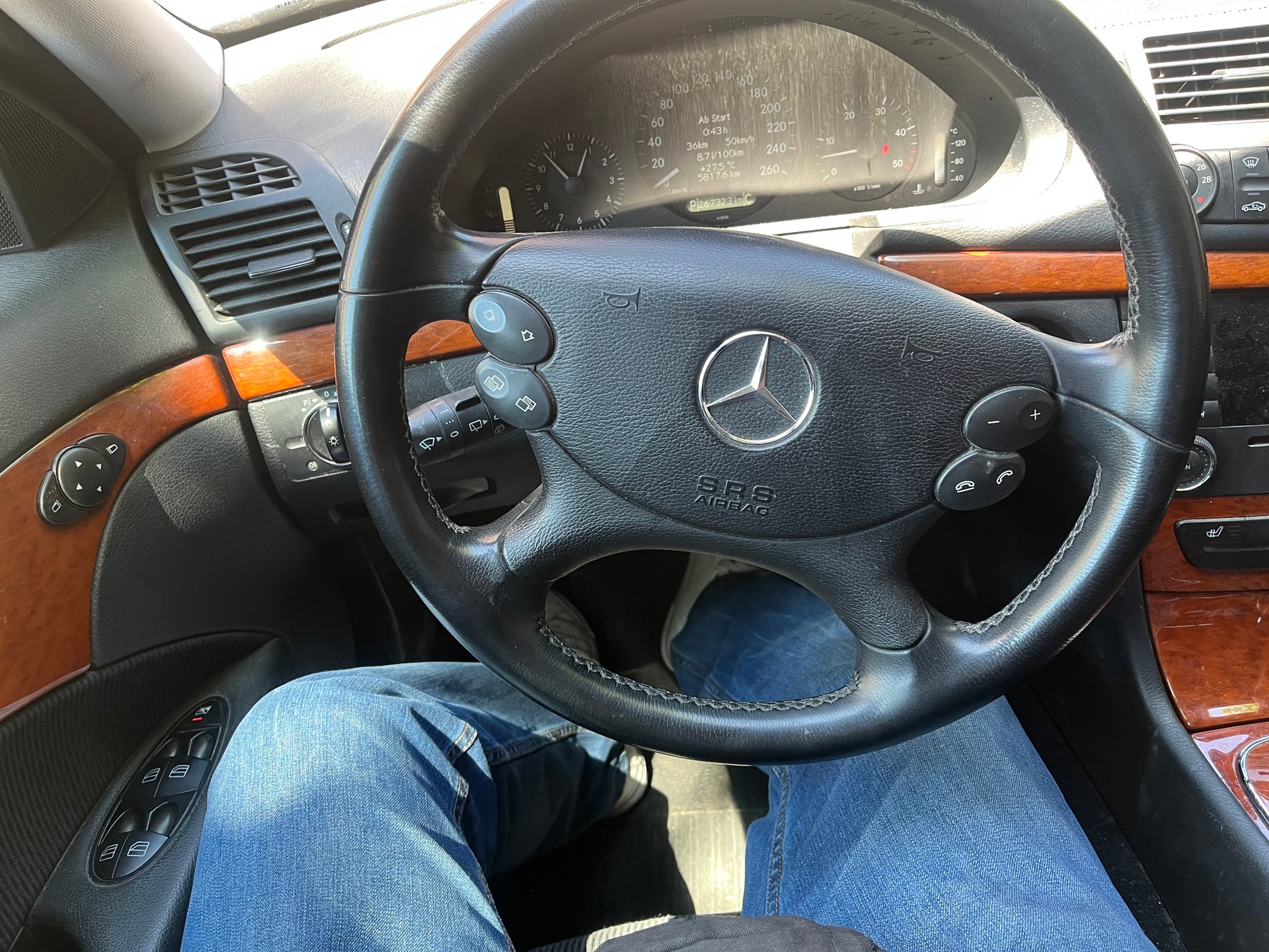MERCEDES-BENZ E 280 CDI Elégance 4Matic Automatic-image-12