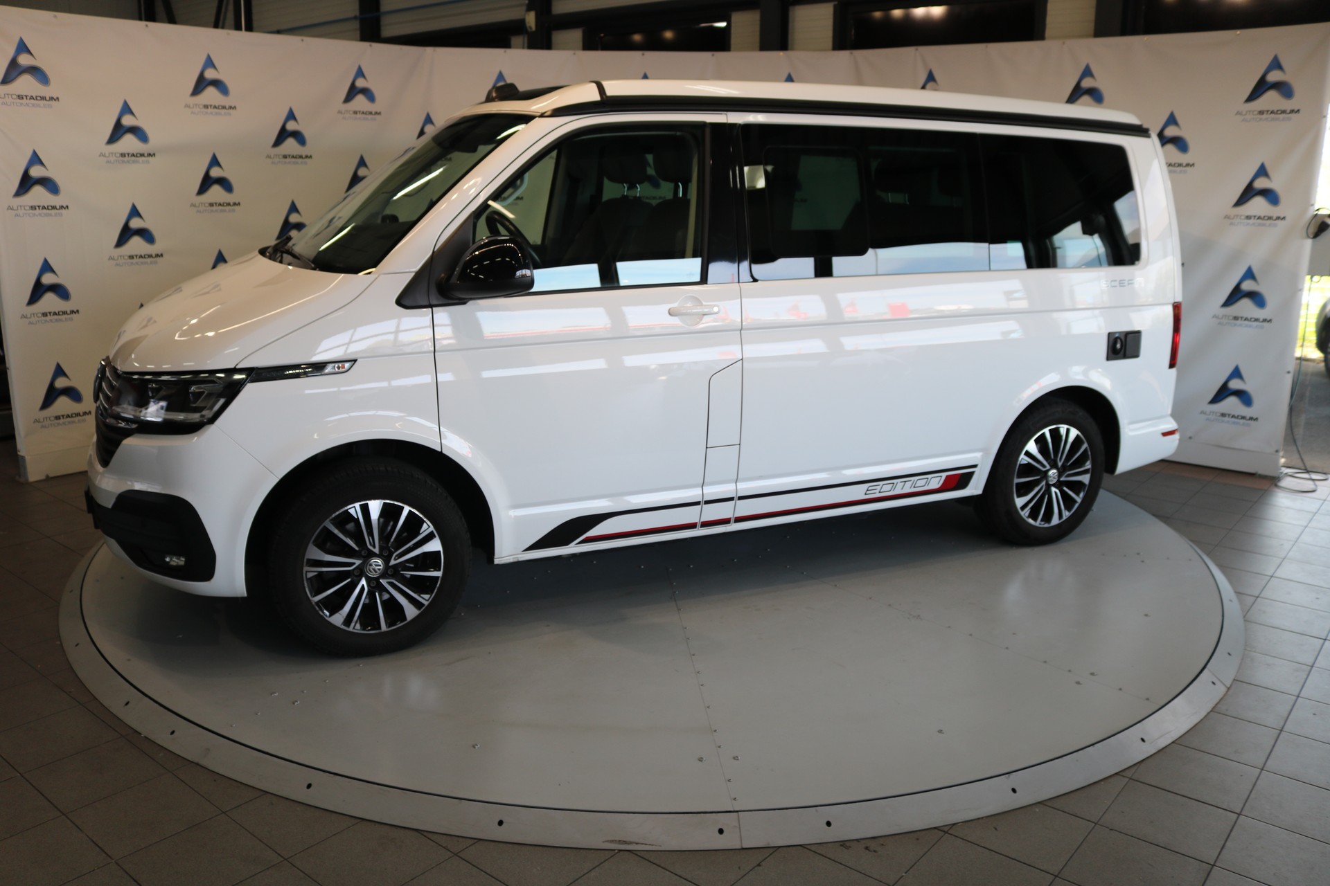 VW T6.1 California 2.0 TDI Ocean DSG-image-13