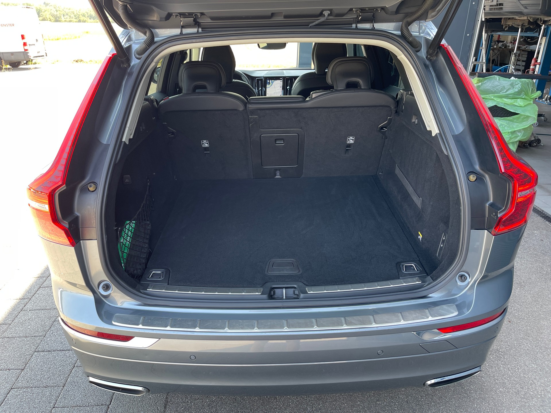 VOLVO XC60 D4 AWD Inscription Geartronic-image-14