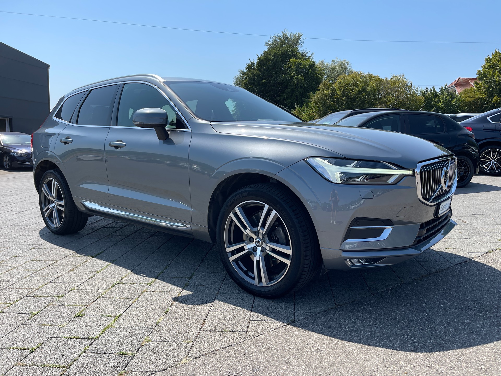 VOLVO XC60 D4 AWD Inscription Geartronic-image-4
