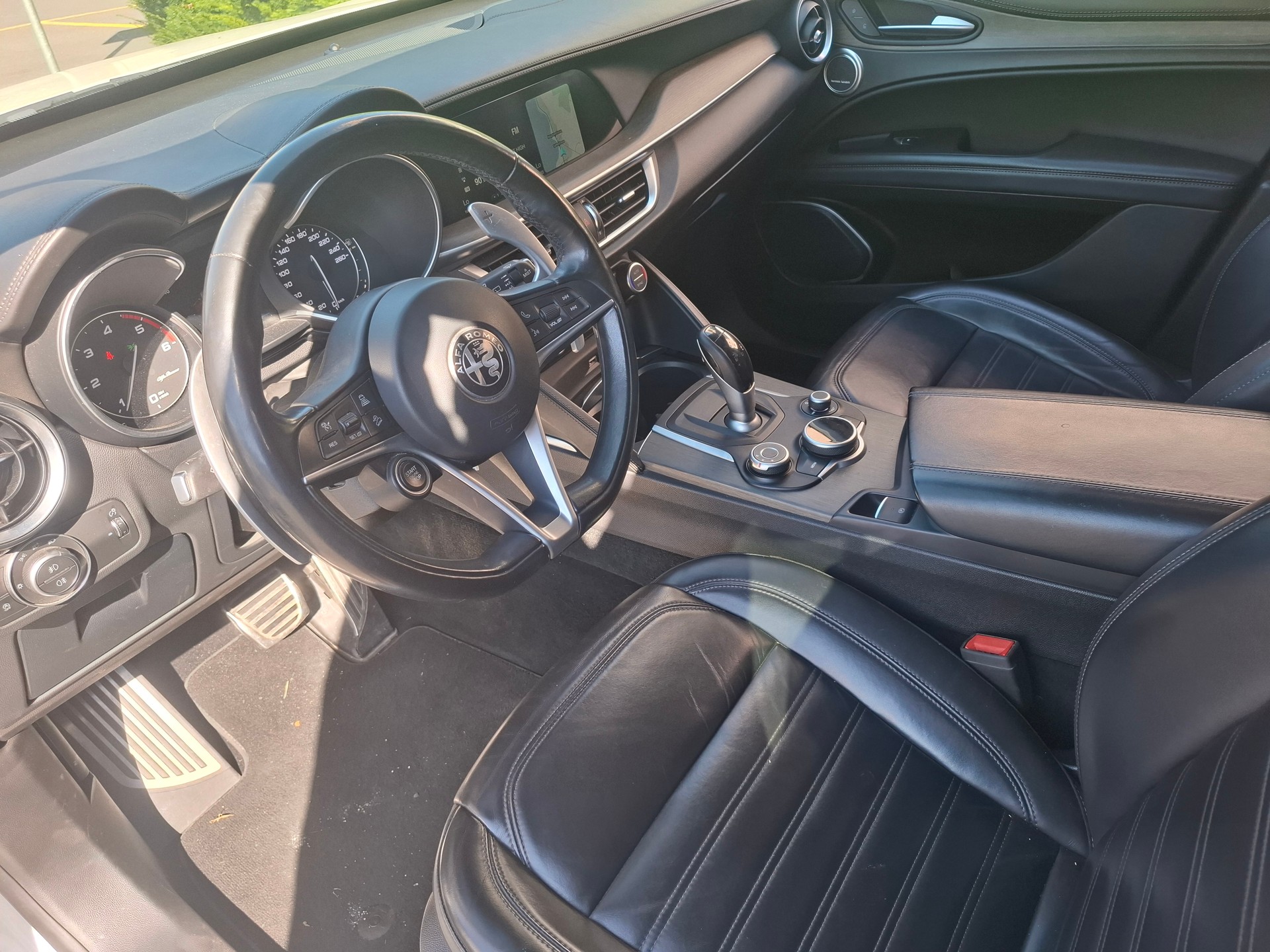 ALFA ROMEO Stelvio 2.2 JTDM Executive Q4 Automatic-image-5