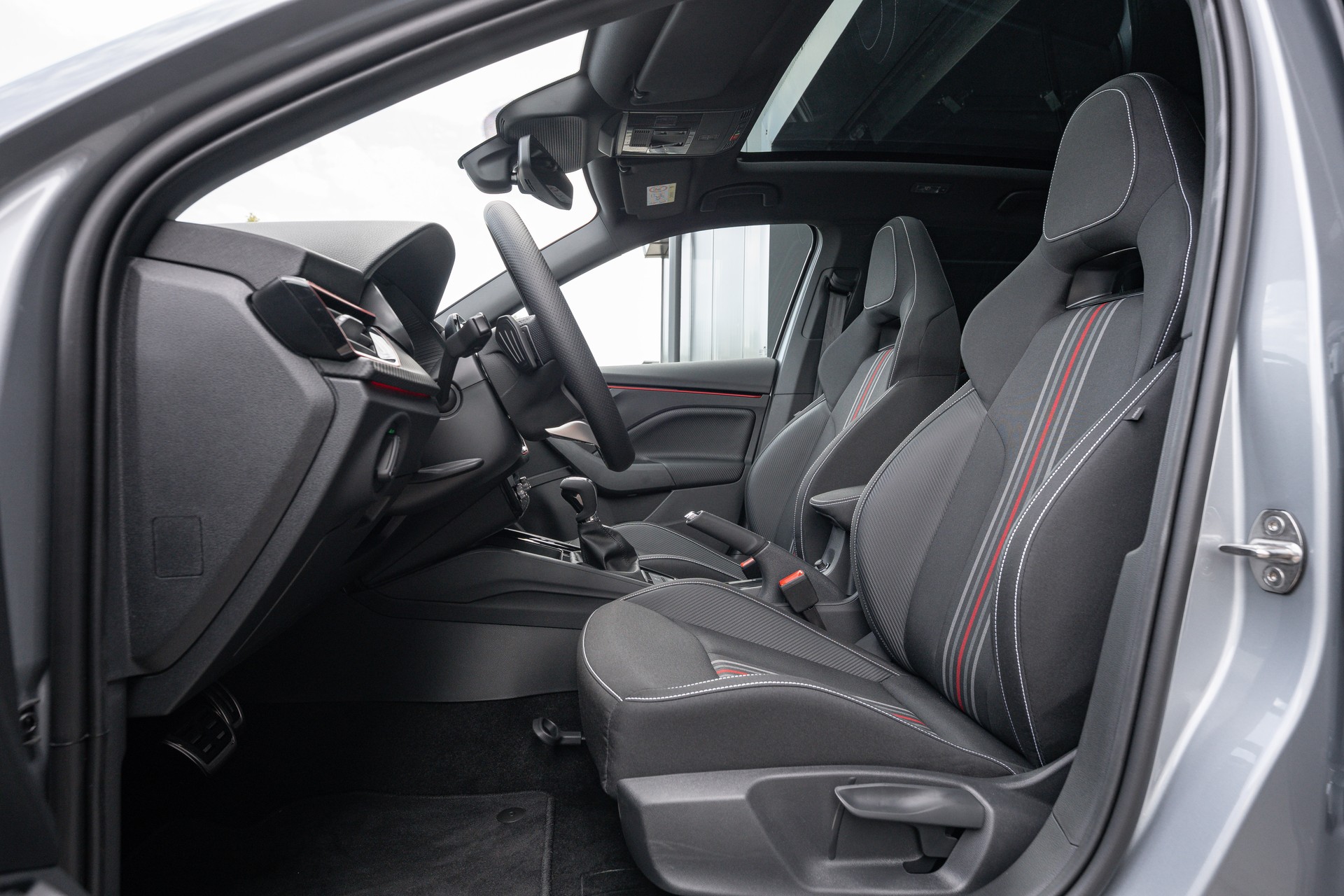 SKODA Scala 1.5 TSI Monte Carlo DSG-image-9
