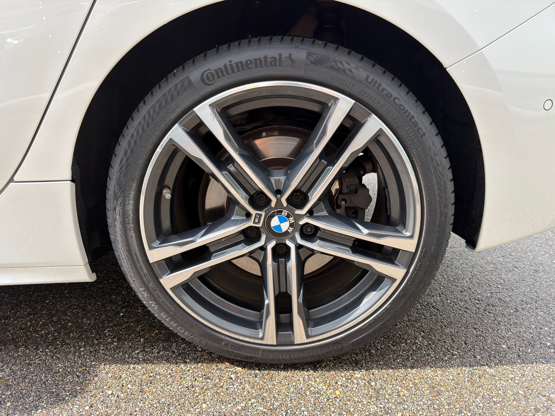 BMW 120d xDrive SAG M-Sportpaket-image-9
