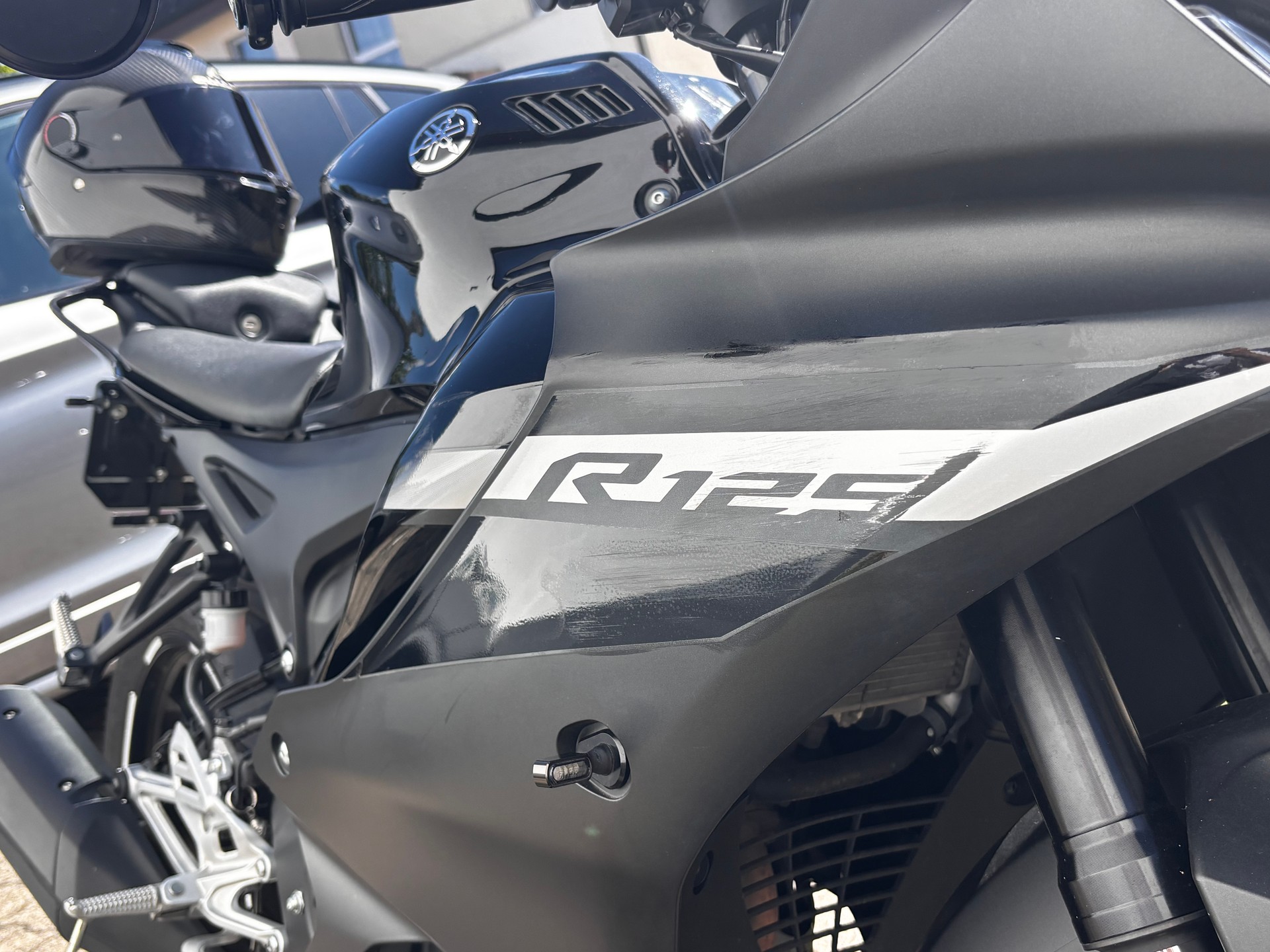 YAMAHA YZF-R 125 ABS-image-8