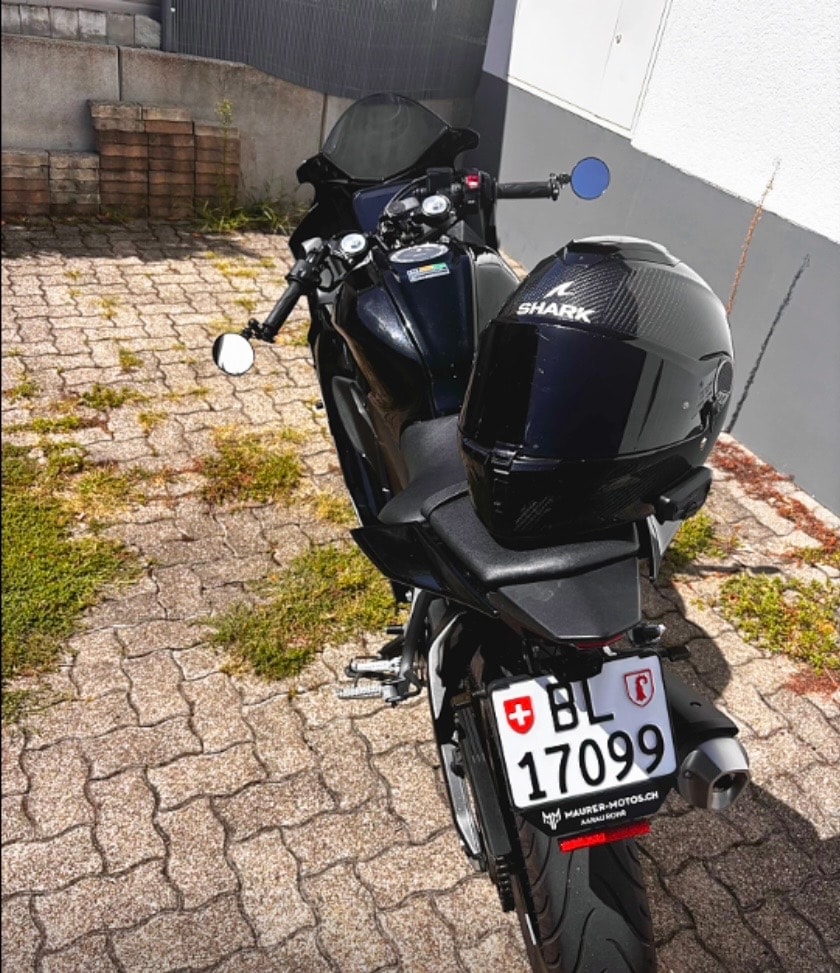 YAMAHA YZF-R 125 ABS-image-3