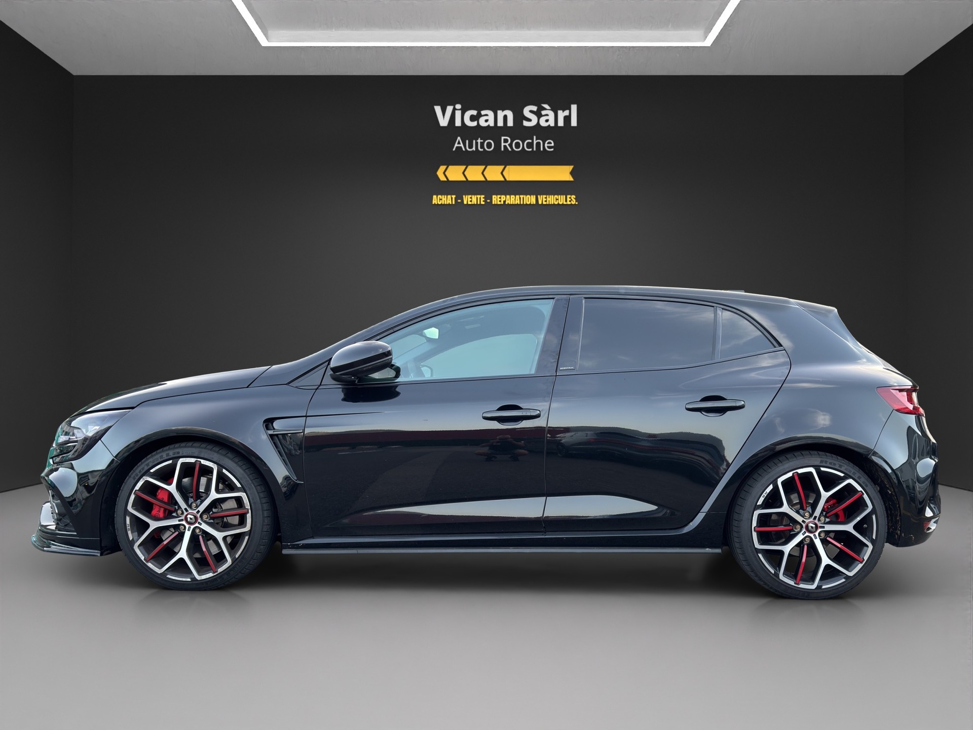 RENAULT Mégane Trophy 300 EDC-image-4