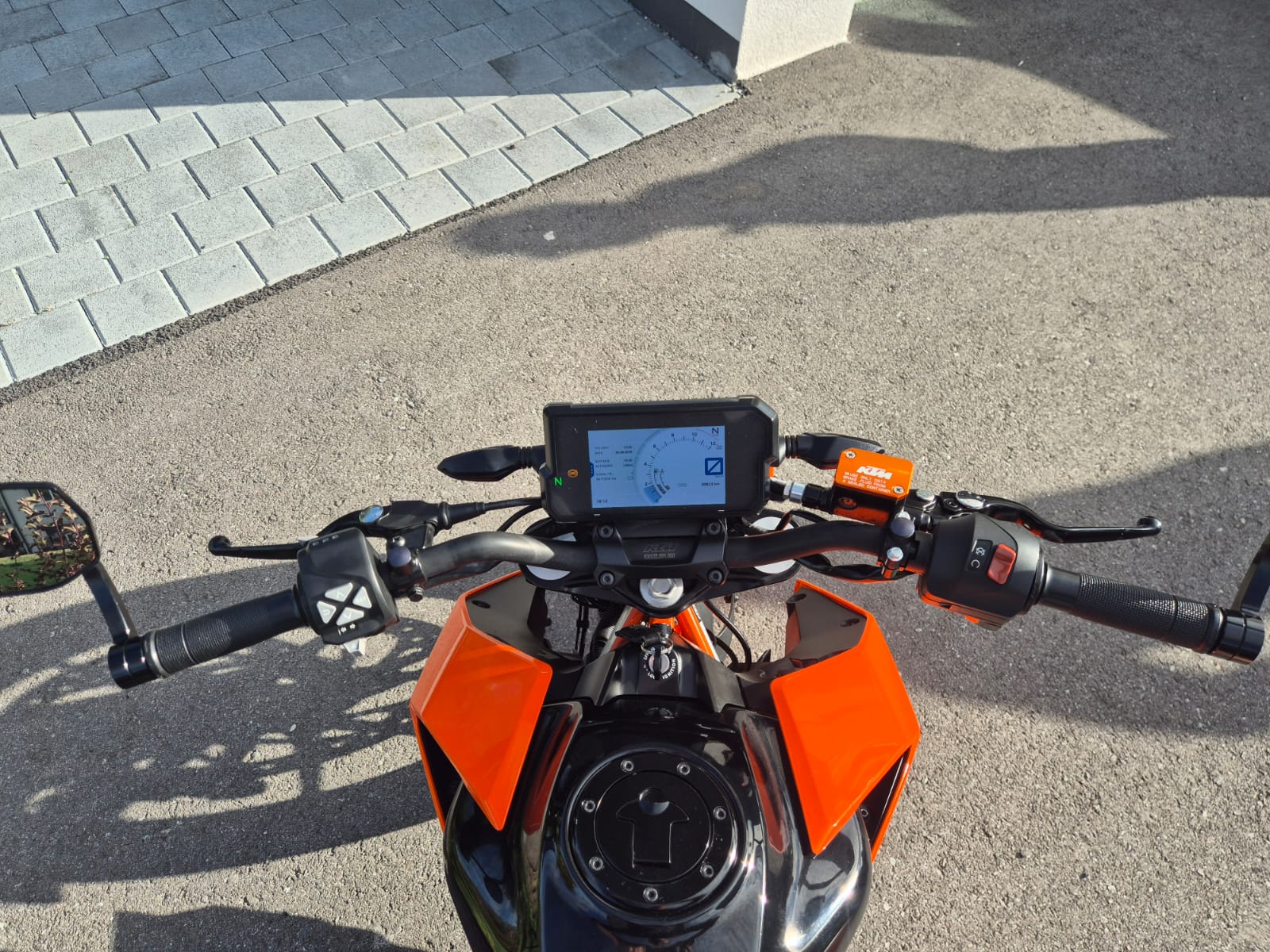 KTM 390 Duke ABS-image-4