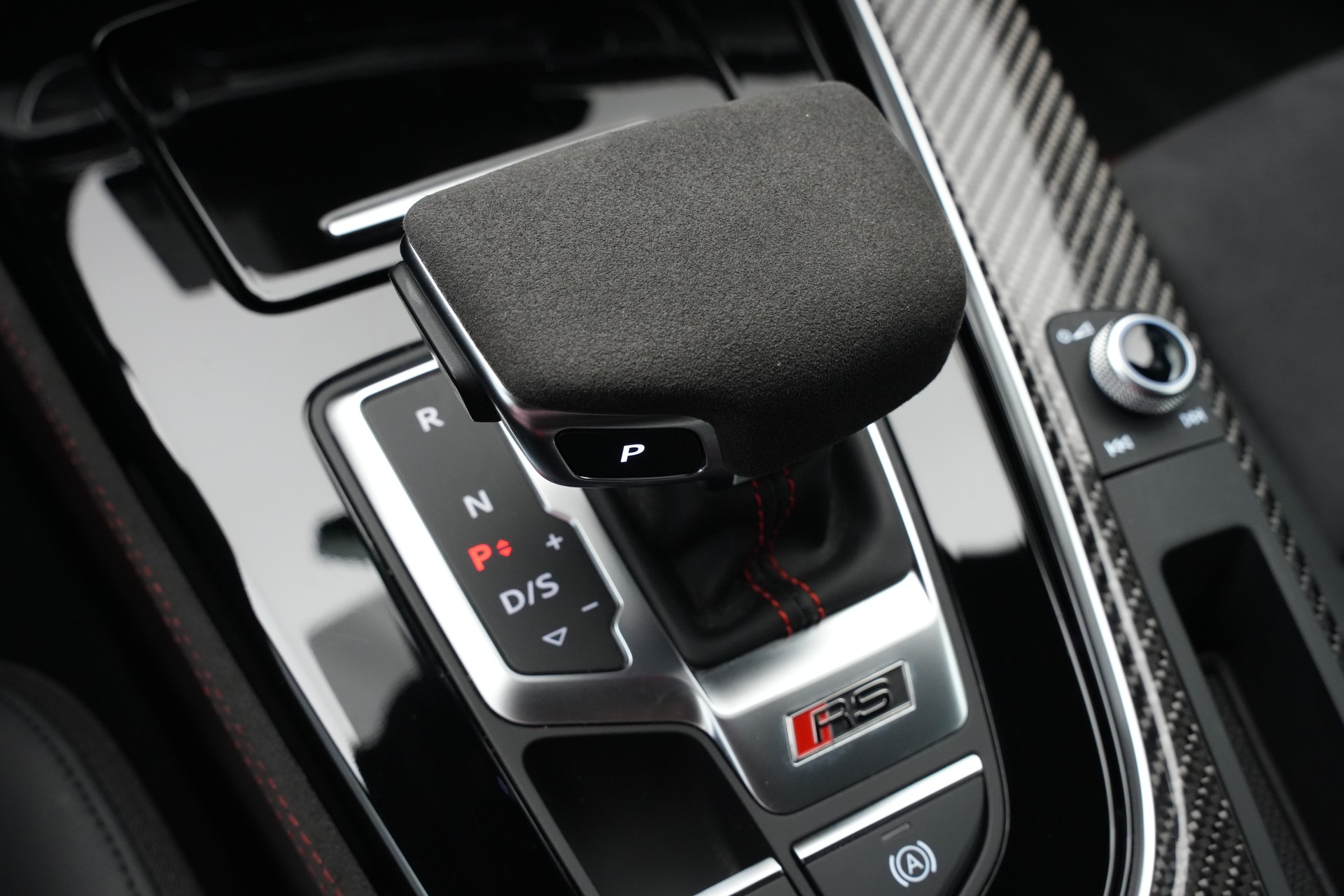 AUDI RS5 Coupé 2.9 TFSI quattro tiptronic *Competition Plus* *Carbon Paket*-image-37