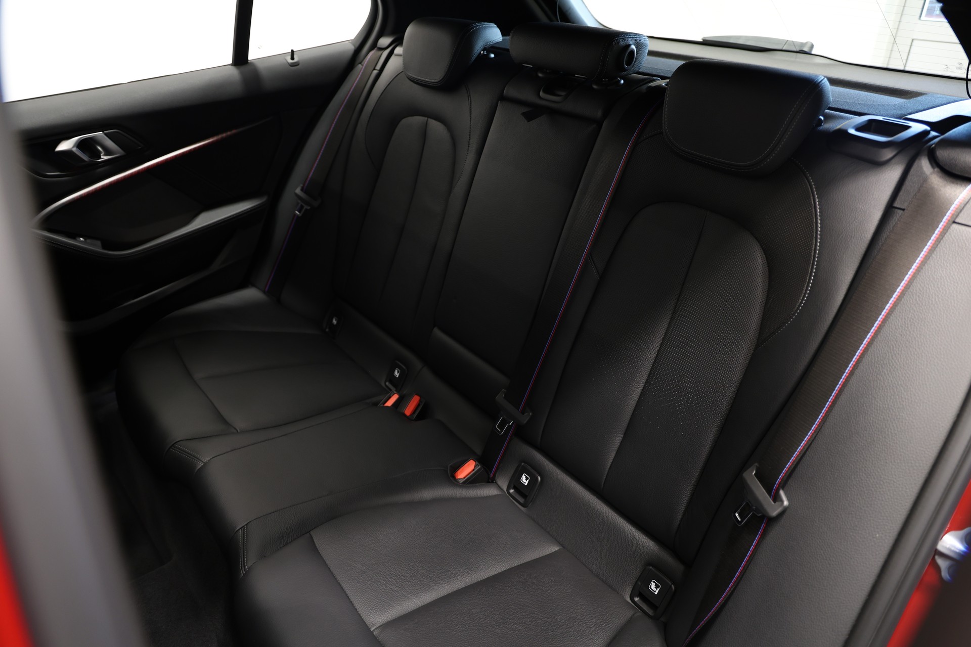 BMW M135i xDrive Steptronic *Vollausstattung*-image-20