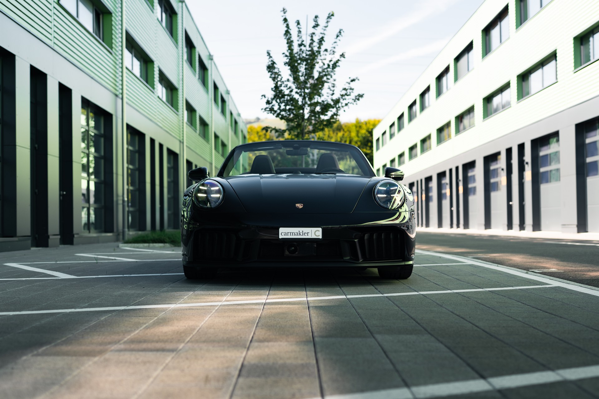 PORSCHE 911 Carrera 4 Cabriolet GTS PDK-showroom-element-3