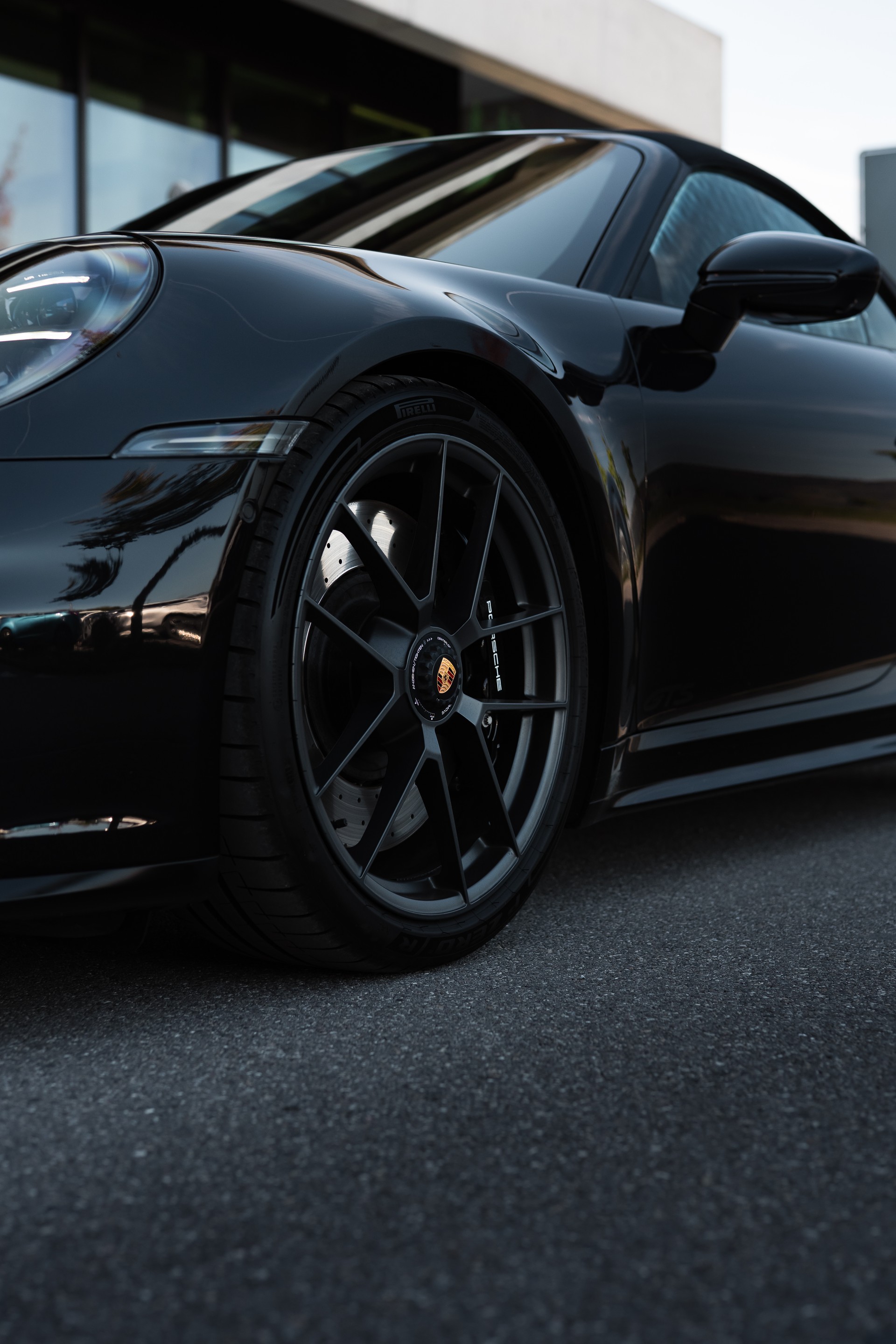 PORSCHE 911 Carrera 4 Cabriolet GTS PDK-image-5