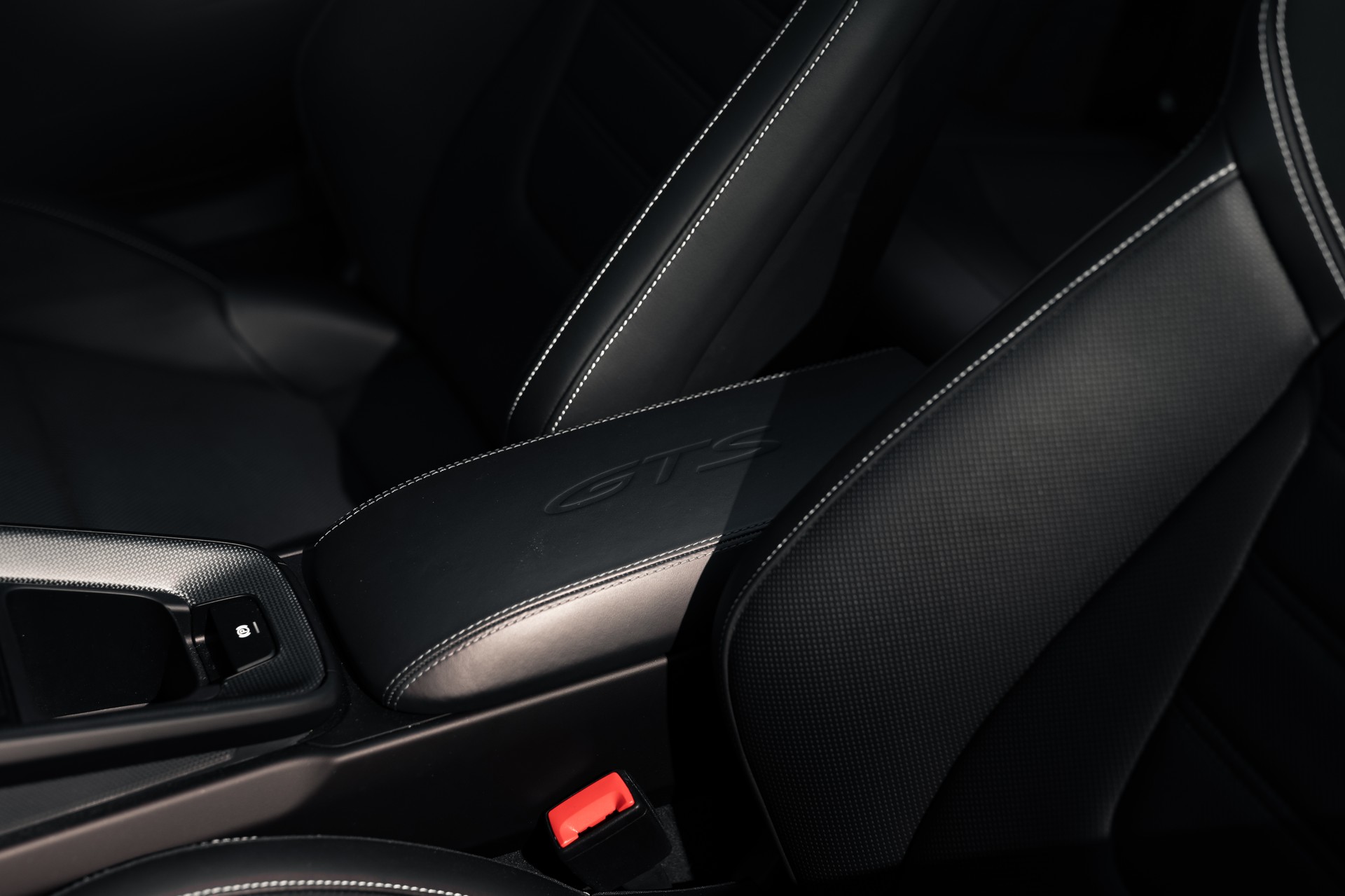 PORSCHE 911 Carrera 4 Cabriolet GTS PDK-image-13