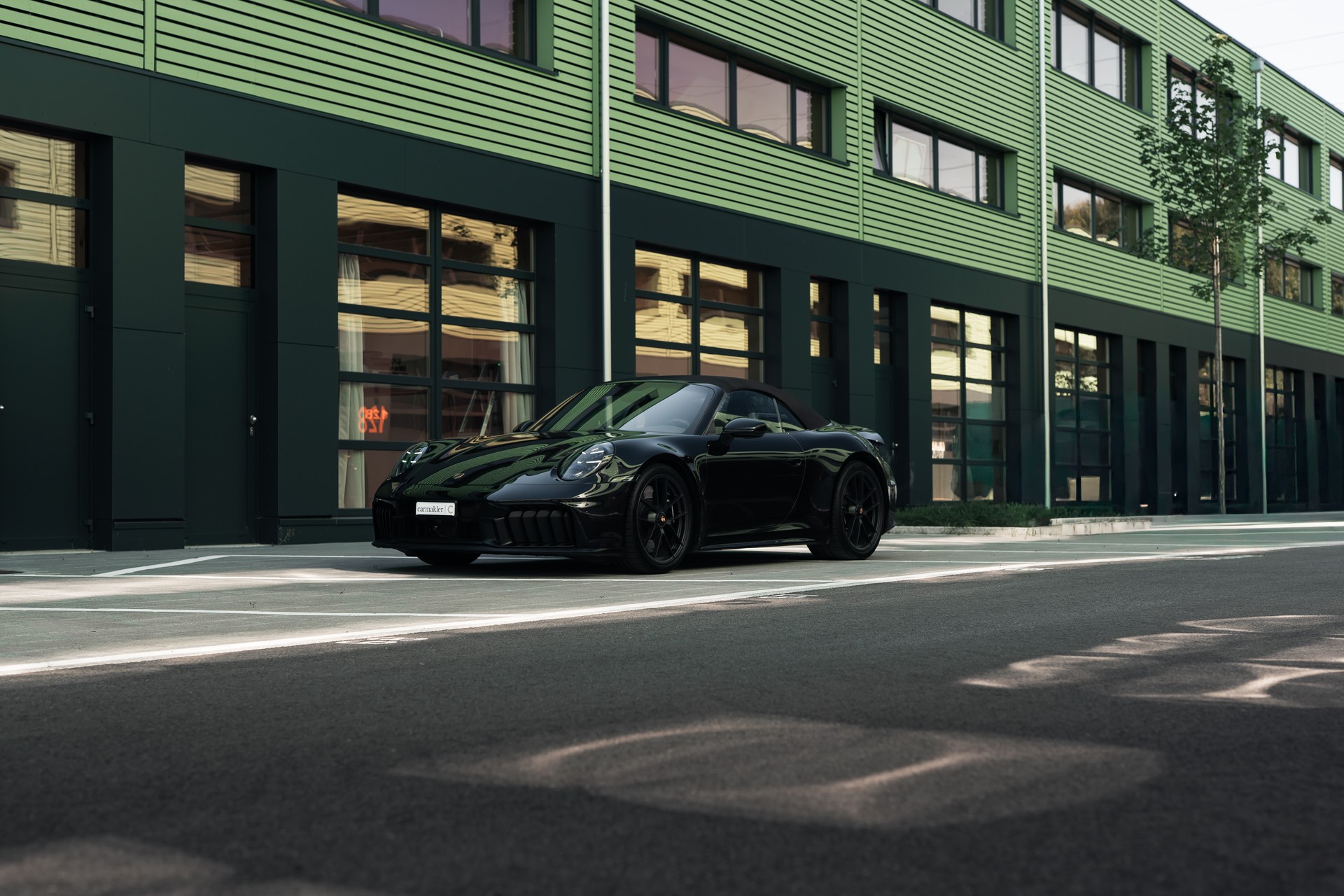 PORSCHE 911 Carrera 4 Cabriolet GTS PDK-image-6