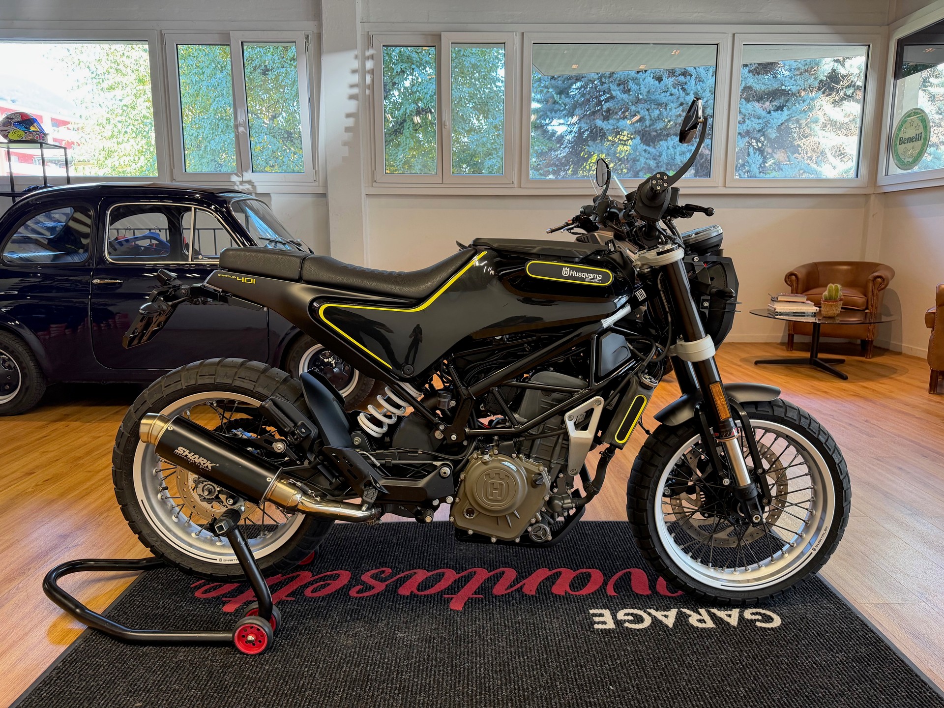 HUSQVARNA Svartpilen 401-image-2