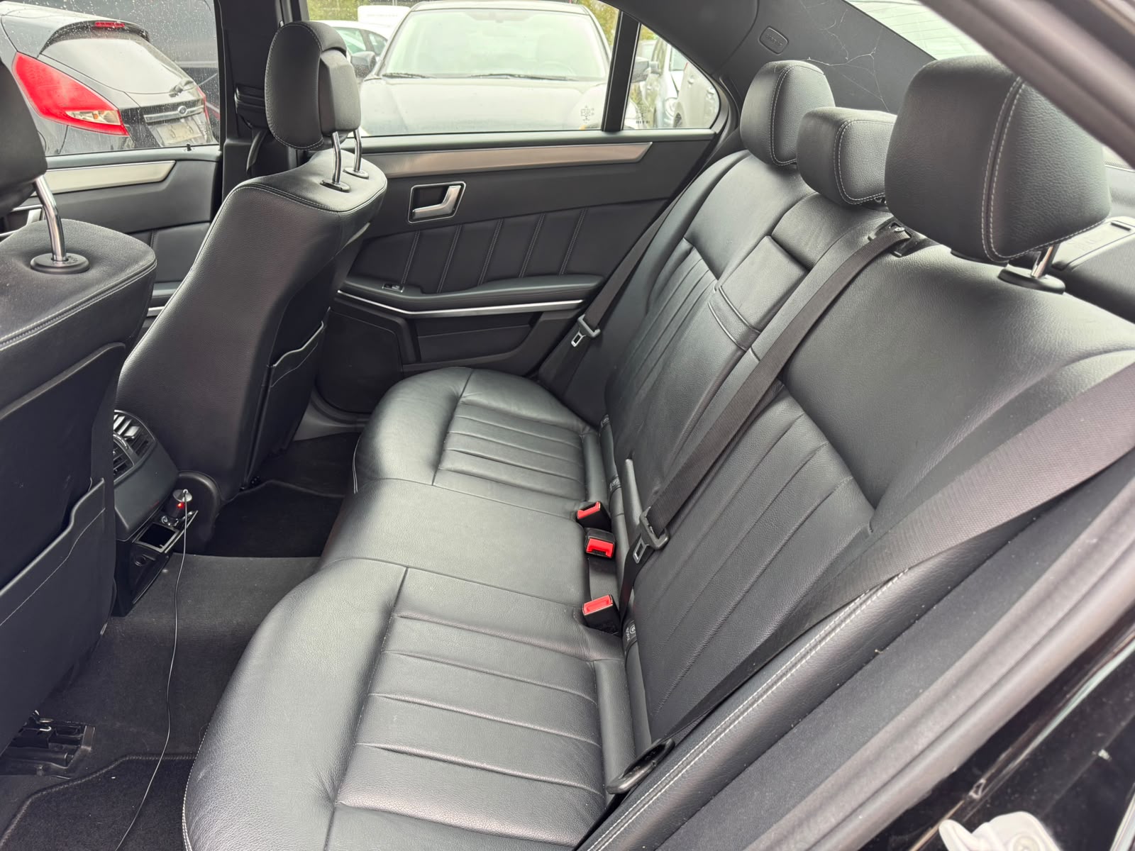 MERCEDES-BENZ E 200 Elégance 7G-Tronic-image-11