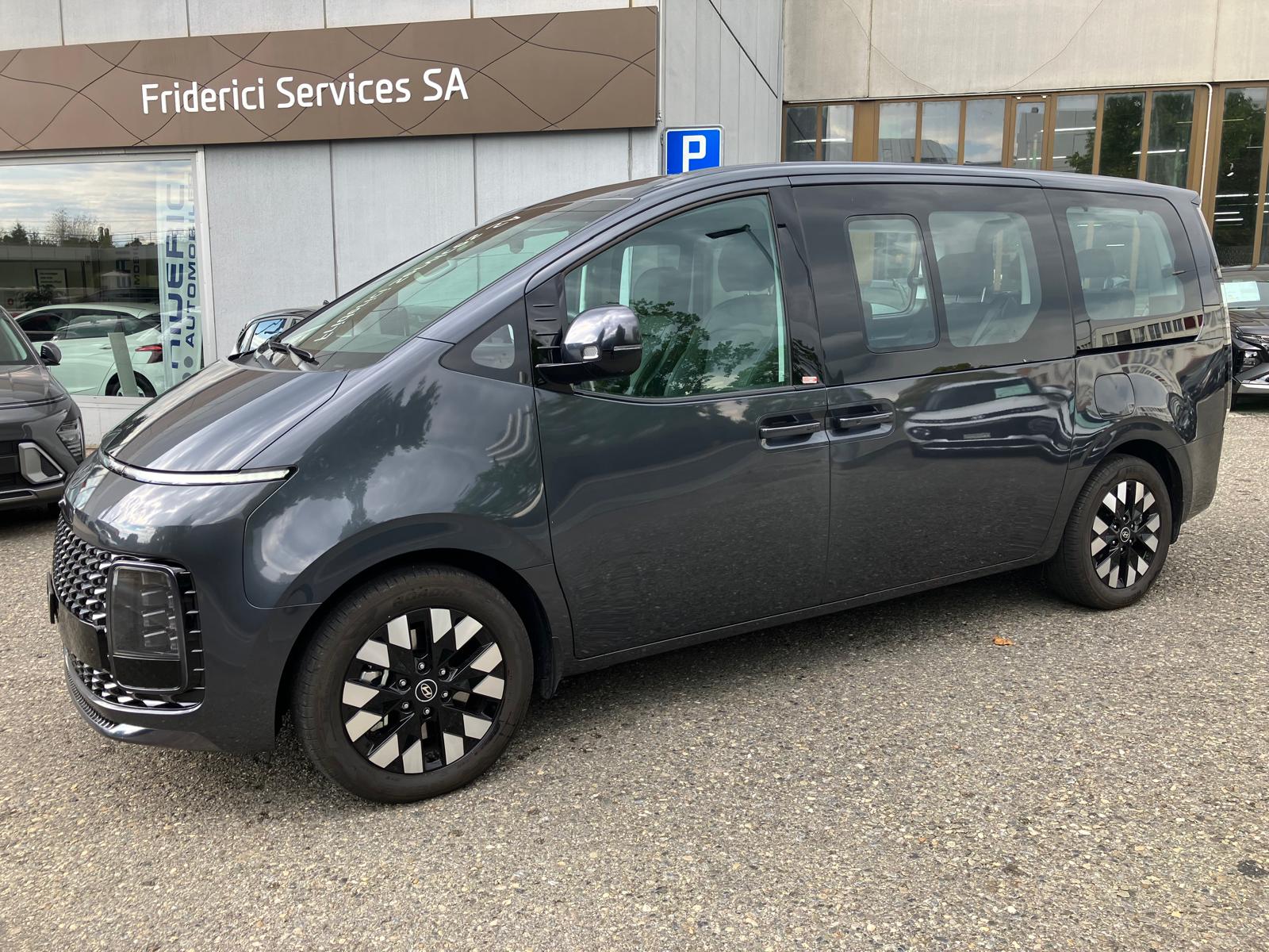 HYUNDAI Staria Premium 1.6 T-GDi HEV Vertex A