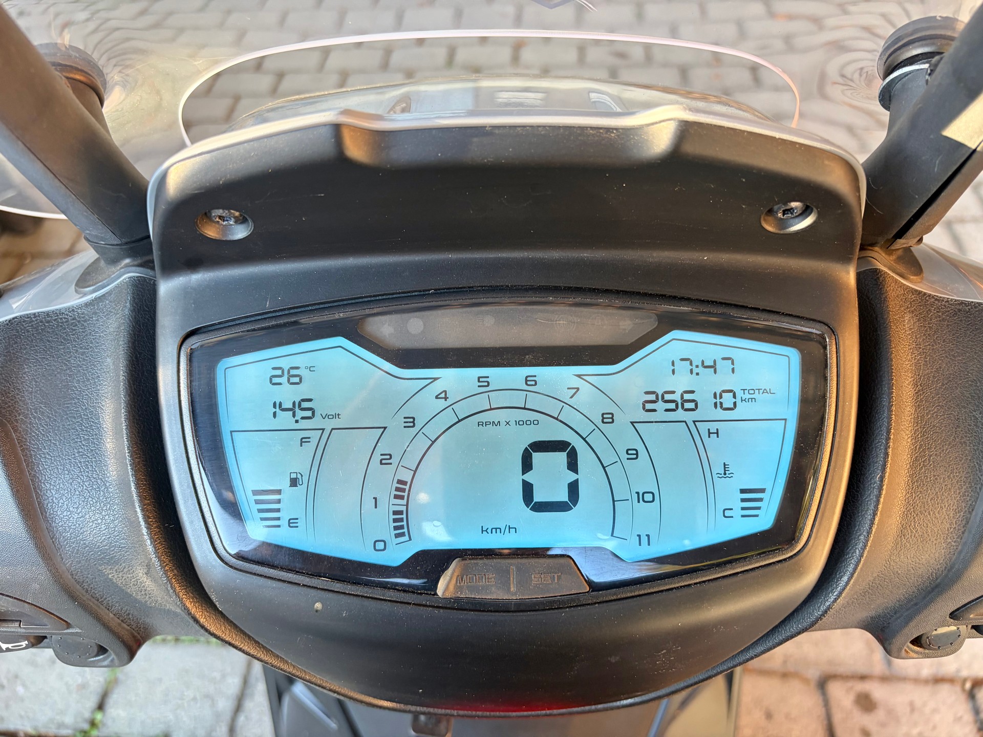 PIAGGIO Medley 125 iGet RST Sport-image-4