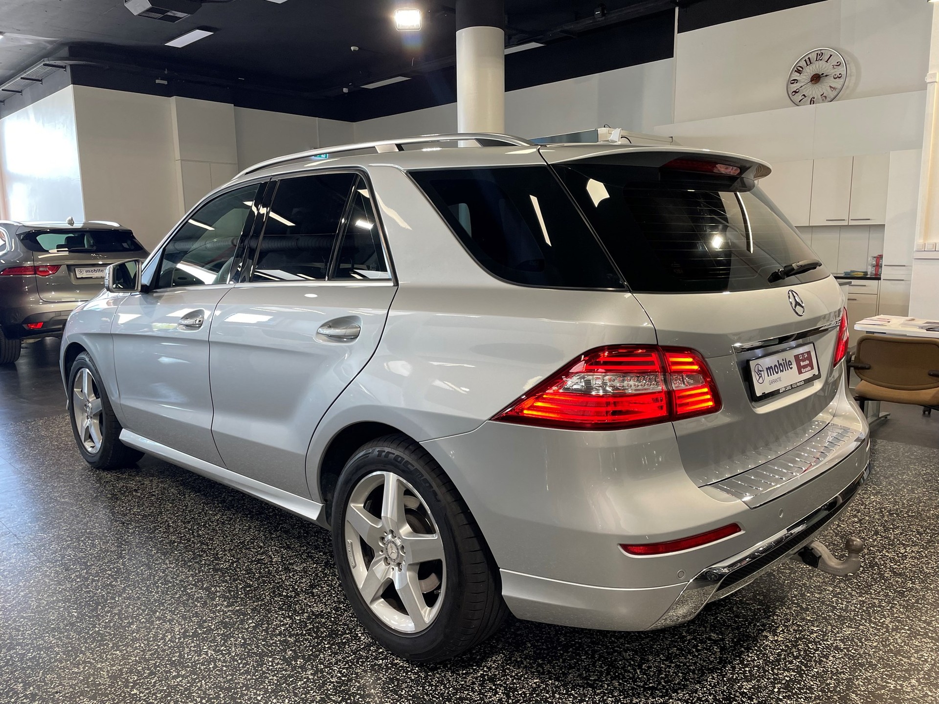 MERCEDES-BENZ ML 350 BlueTEC 4Matic 7G-Tronic-image-8