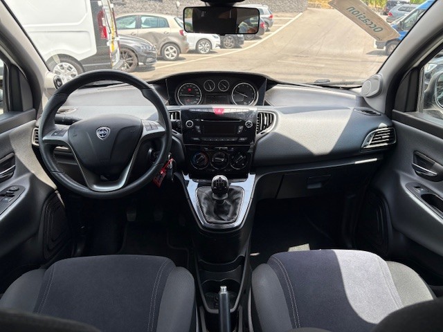 LANCIA Ypsilon 0.9 TwinAir Gold S/S-image-13