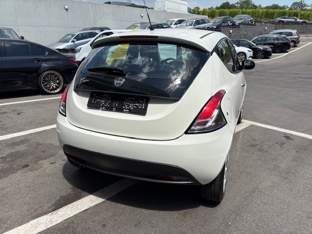 LANCIA Ypsilon 0.9 TwinAir Gold S/S-image-4
