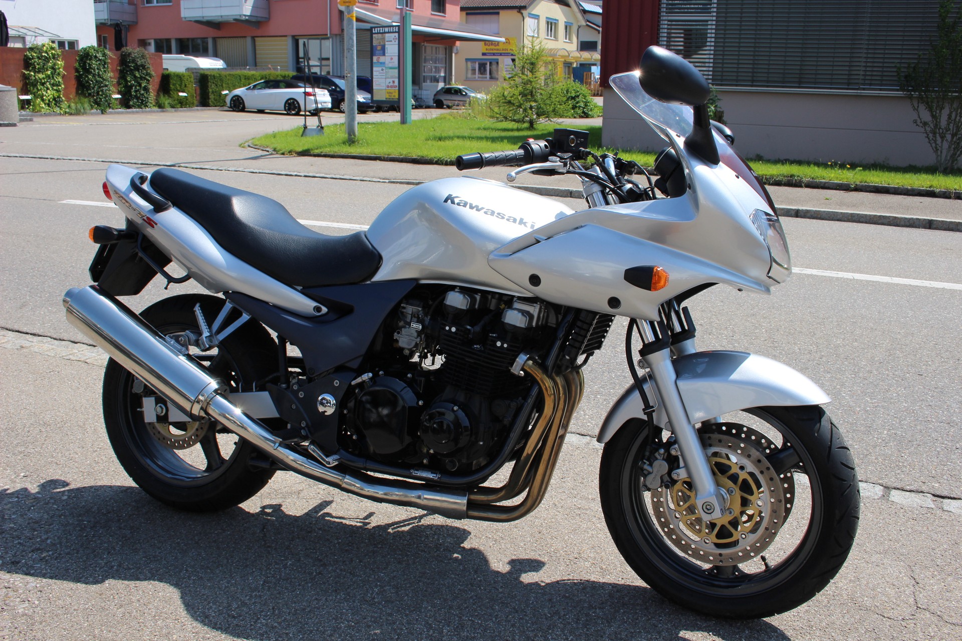 KAWASAKI ZR-7 S