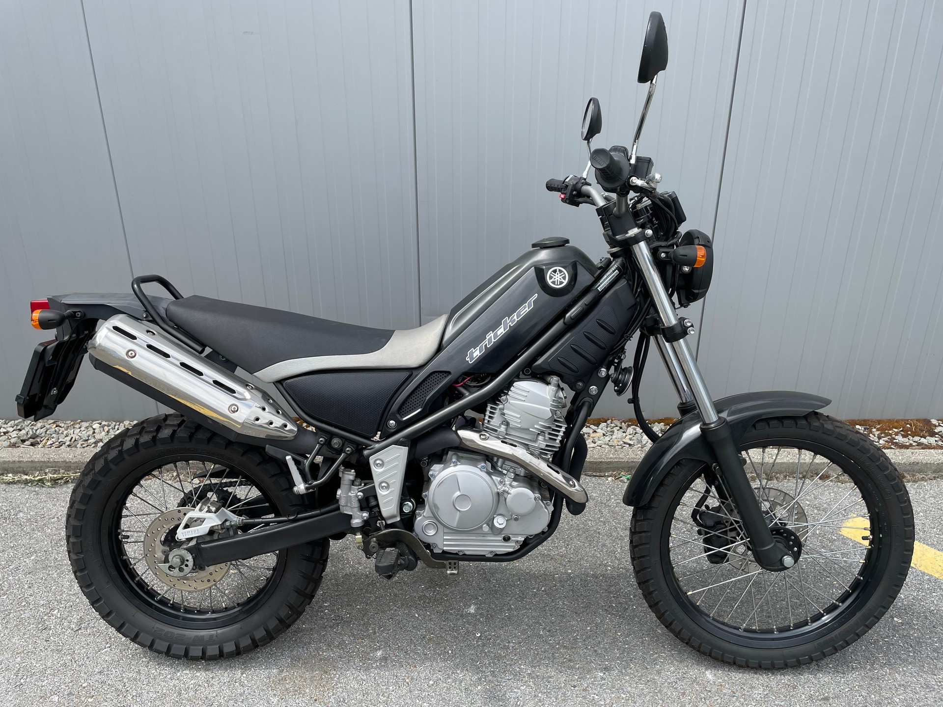 YAMAHA XG 250 Tricker