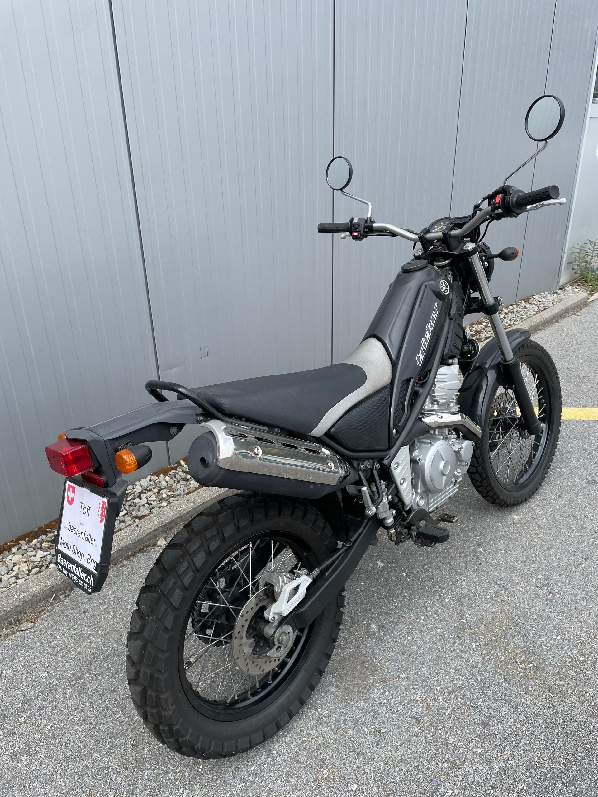 YAMAHA XG 250 Tricker-image-4