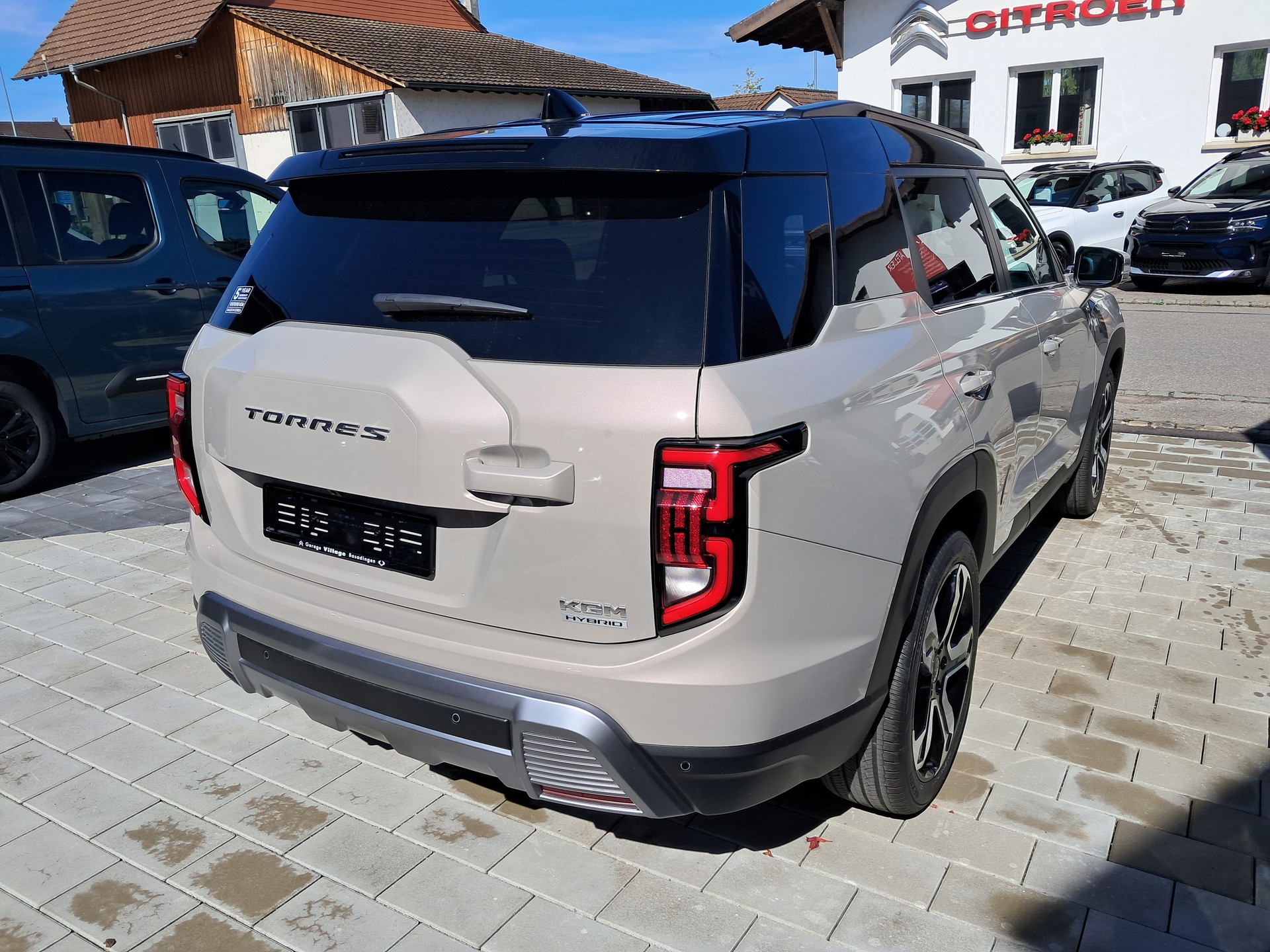 KGM-SsangYong Torres Hybrid HEV Titanium-showroom-element-2