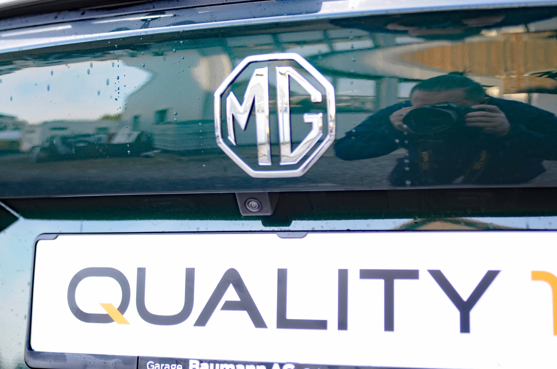 MG ZS 1.5 HEV Luxury-image-19