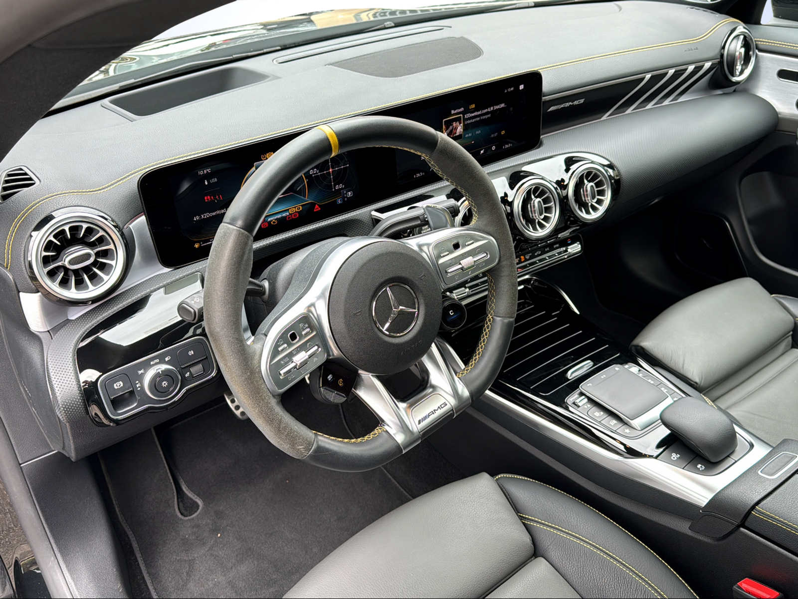 MERCEDES-BENZ CLA 45 S AMG 4Matic+ 8G-DCT-image-10