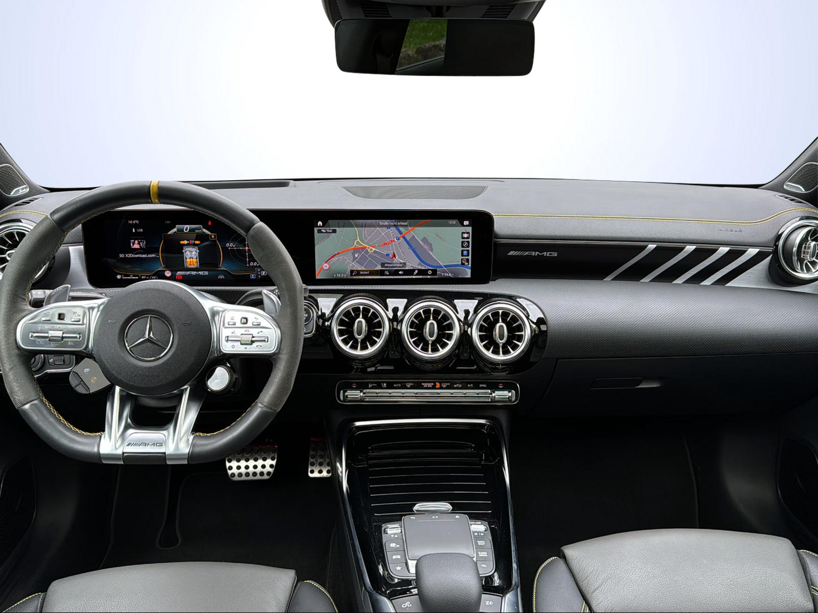 MERCEDES-BENZ CLA 45 S AMG 4Matic+ 8G-DCT-image-13