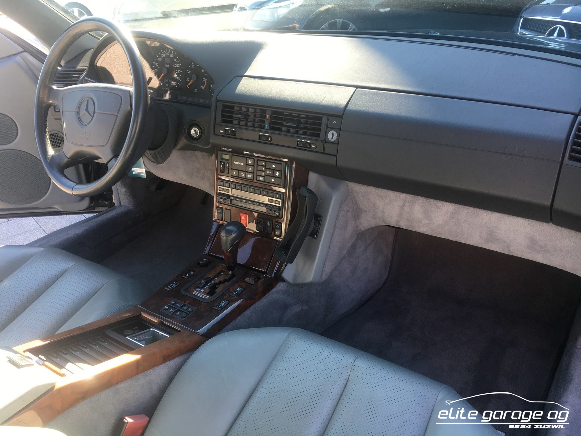 MERCEDES-BENZ SL 600-image-12