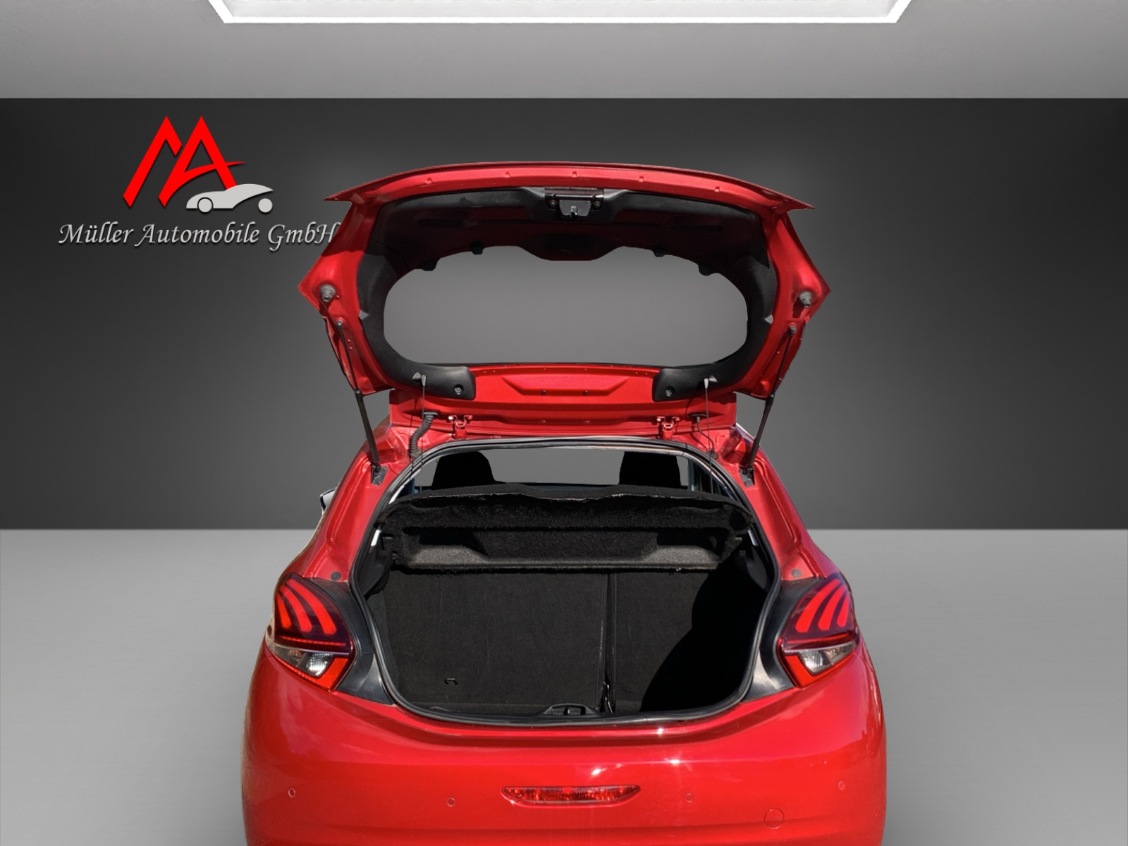 PEUGEOT 208 1.2 PureTech Signature-image-7