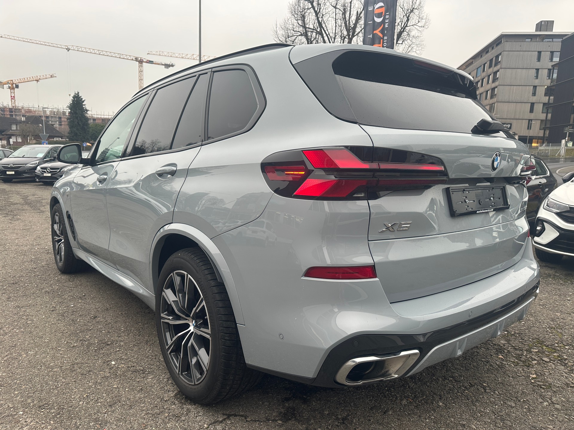 BMW X5 xDrive 48V 30d M Sport Steptronic-image-12